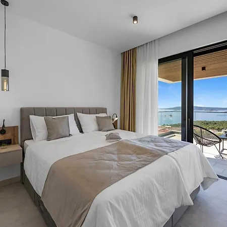 Azure Irena Villa *