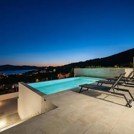 Azure Irena Villa Seget Vranjica