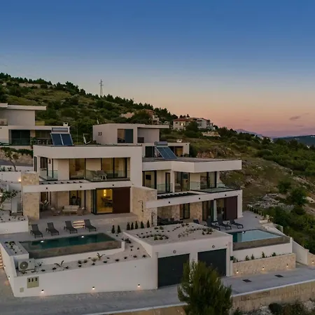 Azure Irena Villa Seget Vranjica